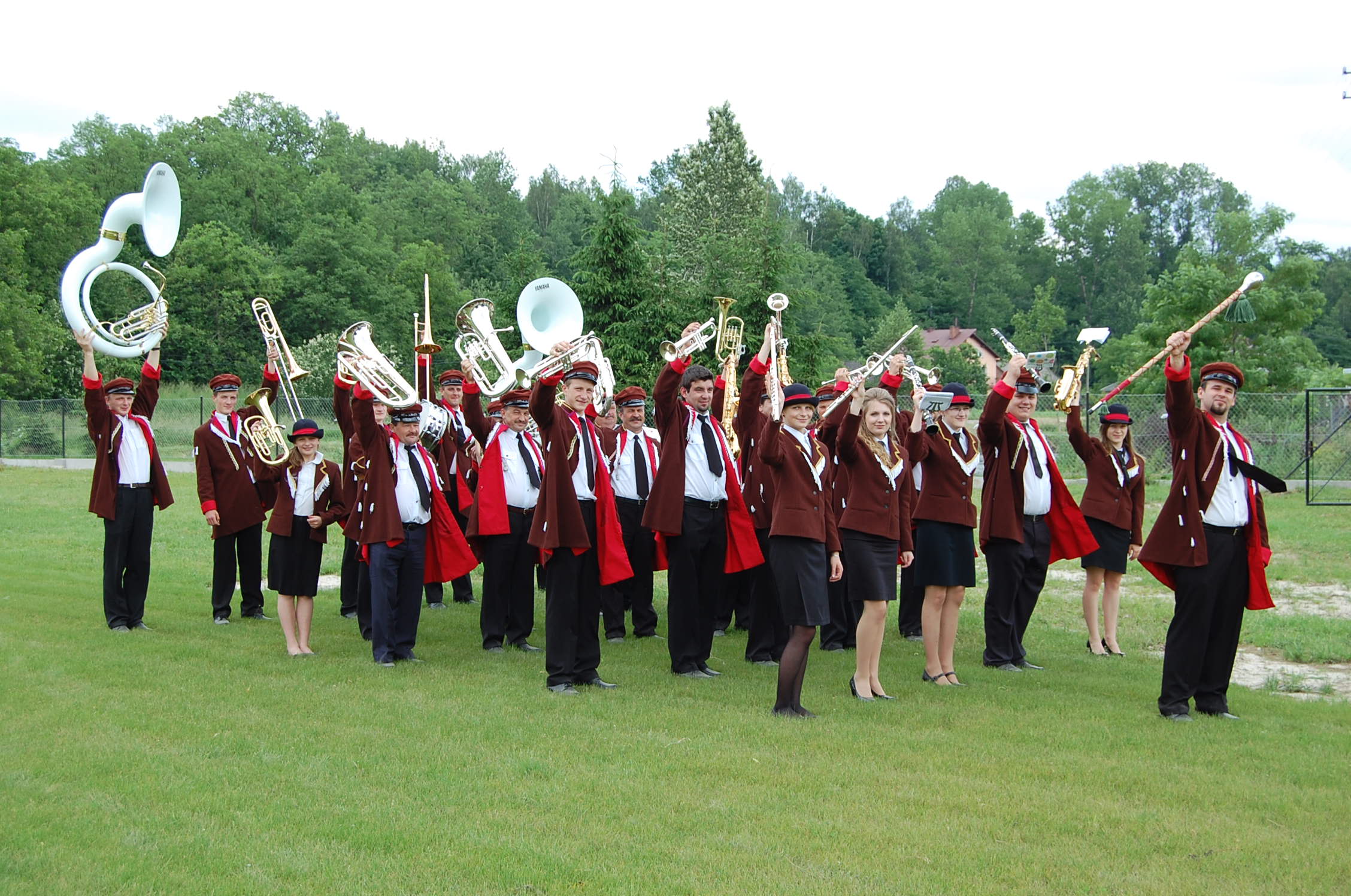 Zakup instrumentów i strojów