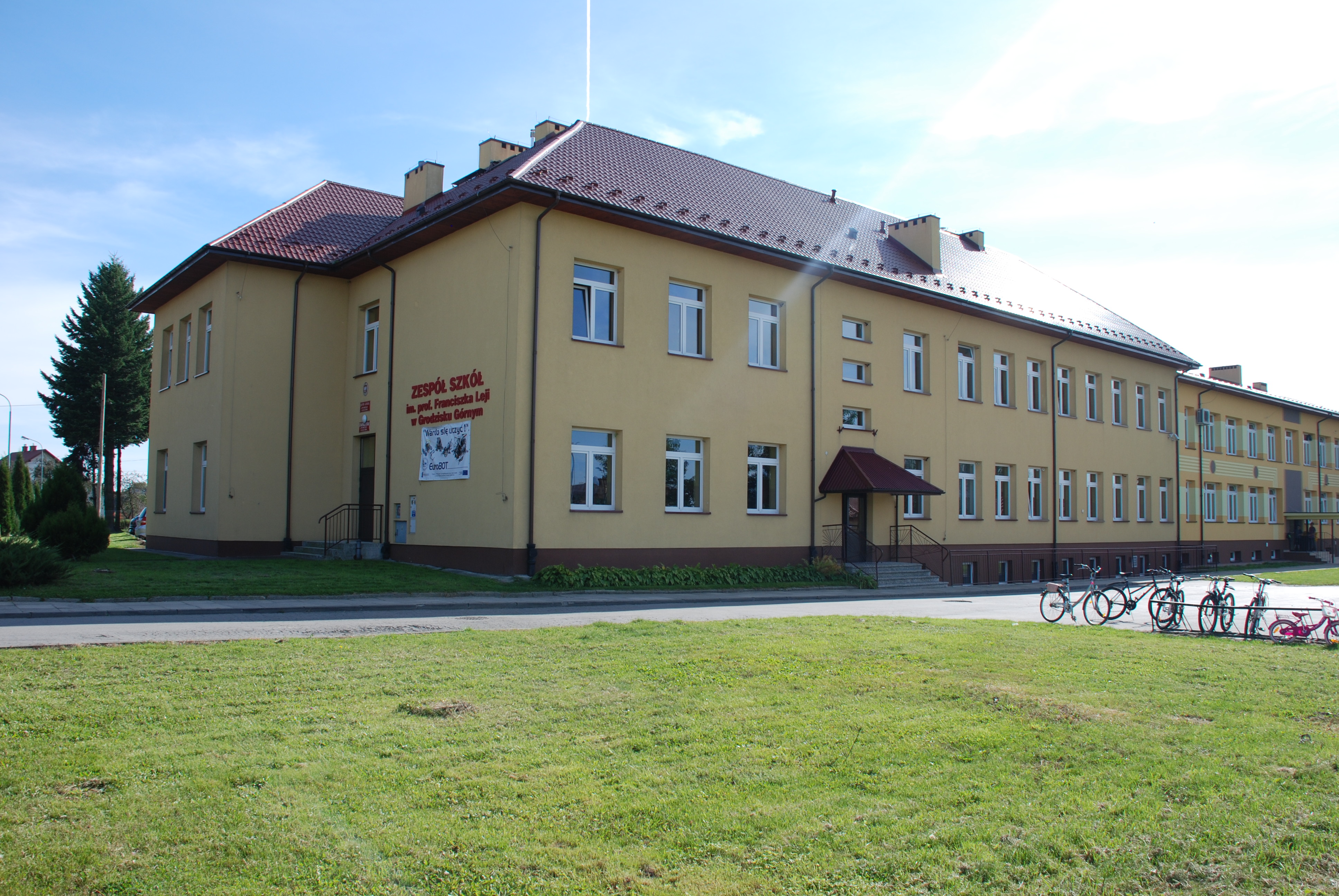Rozbudowa budynku Zespołu Szkół w Grodzisku Górnym 